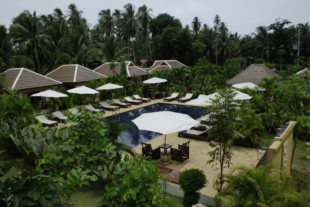 Easy Time Resort Laem Sai Beach Екстер'єр фото