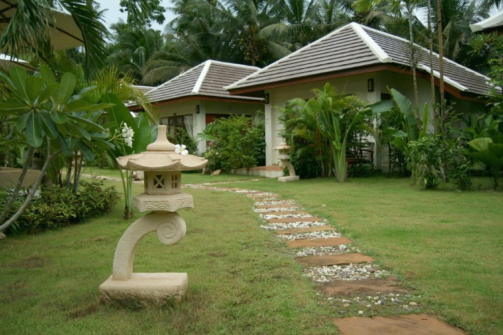 Easy Time Resort Laem Sai Beach Екстер'єр фото